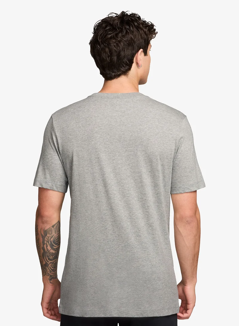 Nike Nsw Standard Celebrate Brand T-Shirt